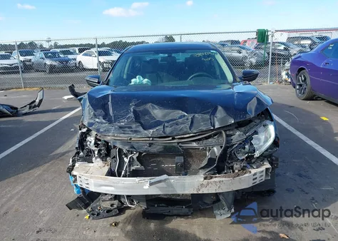 2017 Honda Civic Lx z USA, uszkodzony, nr VIN 19XFC2F59HE065898